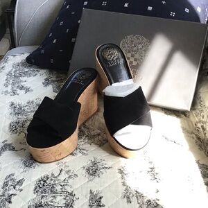 **NEW** w/box Vince Camuto Kessina Black Suede Wedge Sandals 8M